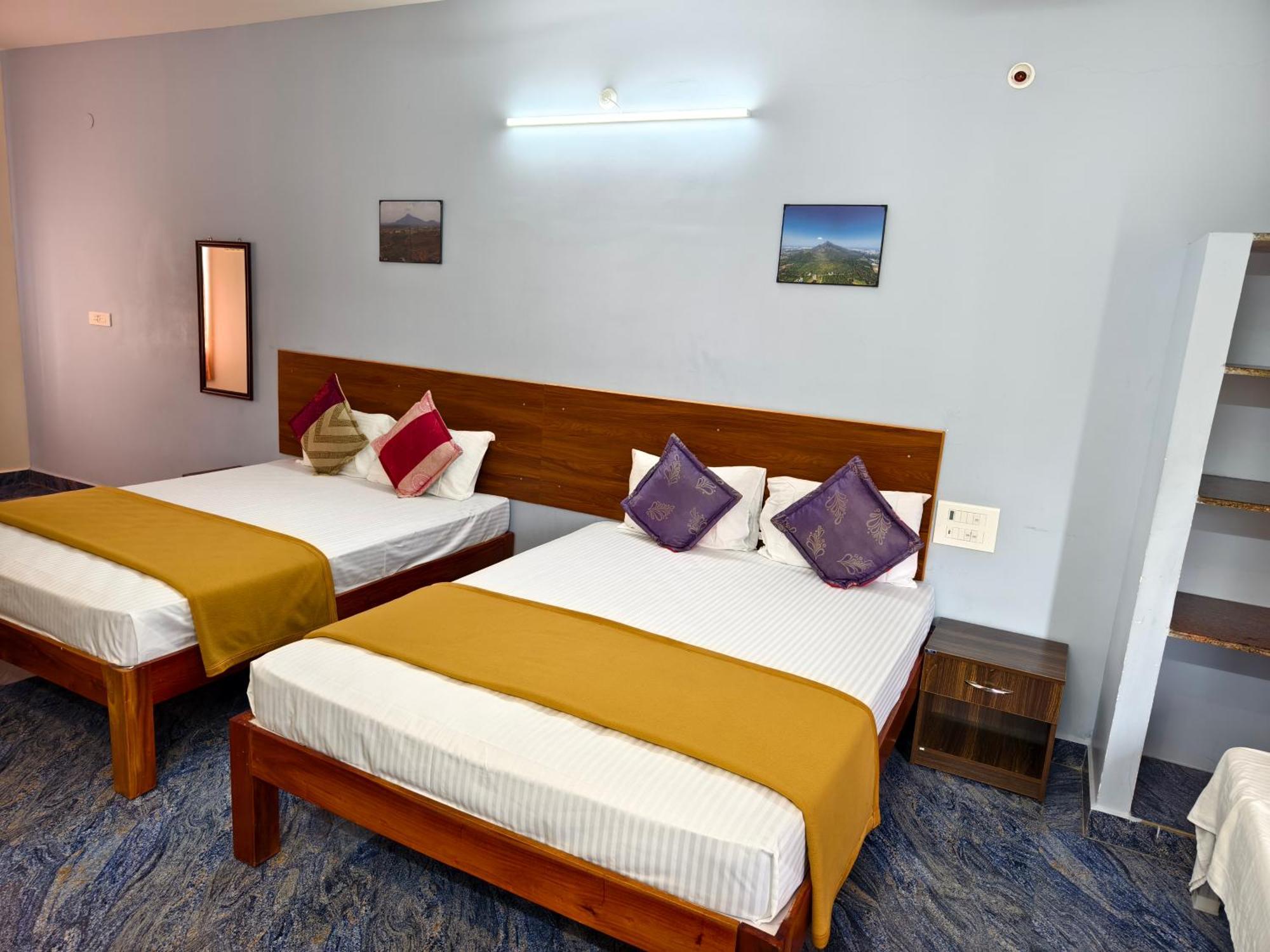 Tiruvannāmalai Rpm Home Stay מראה חיצוני תמונה